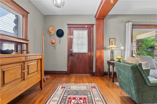 4136 CHARLOTTE ST, Kansas City, MO 64110