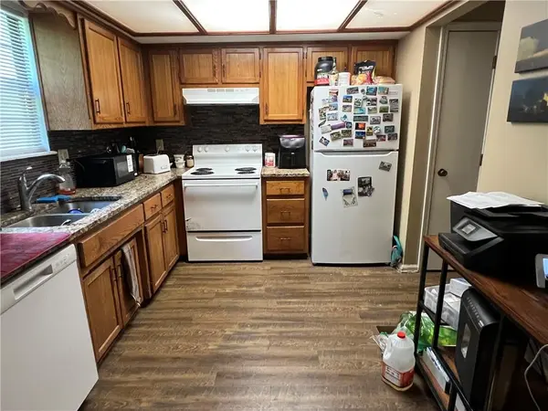 411-413 Spring AVE, Liberty, MO 64068