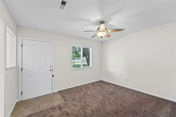 810 N Iowa ST, Olathe, KS 66061