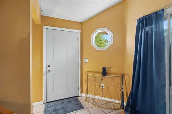 4013 Overland DR, Lawrence, KS 66049