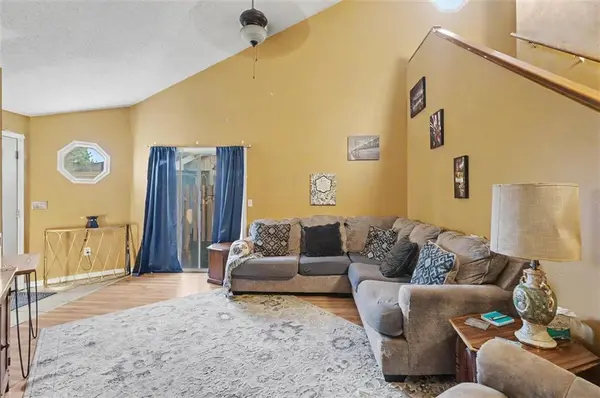 4013 Overland DR, Lawrence, KS 66049
