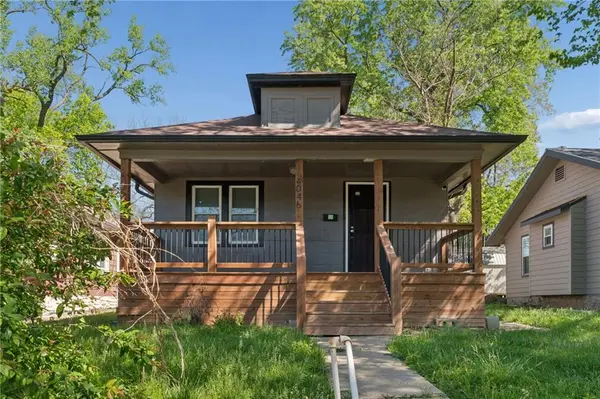 4046 E 68TH TER, Kansas City, MO 64132
