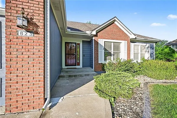 823 NE 102nd ST, Kansas City, MO 64155