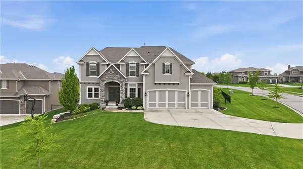 8117 Millridge ST, Lenexa, KS 66220