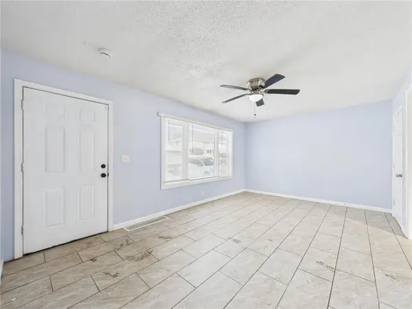1603 E 82ND ST, Kansas City, MO 64131