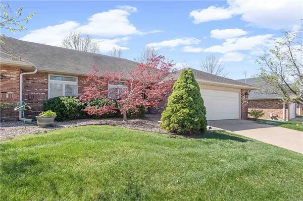 1302 Sedona Villas DR, Columbia, MO 65203