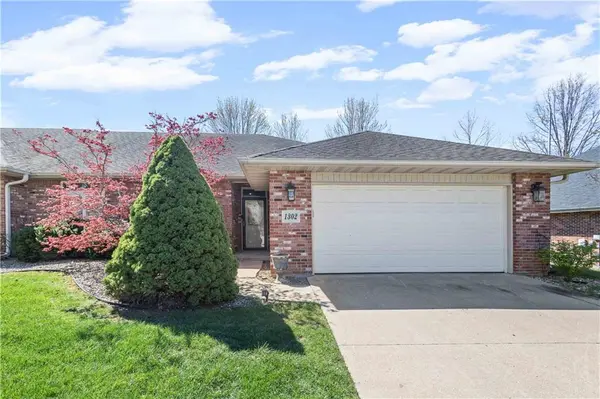 1302 Sedona Villas DR,  Columbia,  MO 65203
