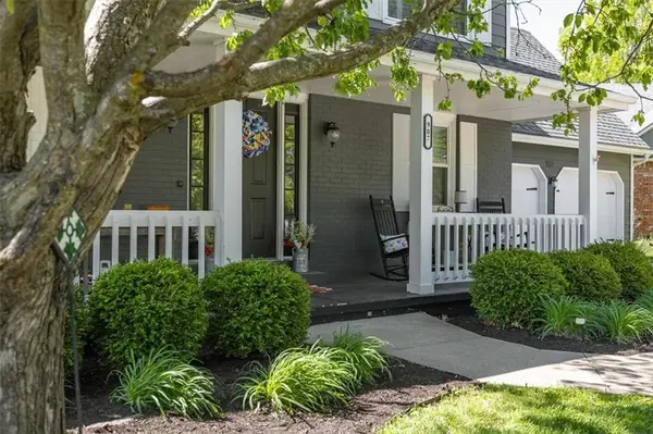 907 Andover ST, Lawrence, KS 66049