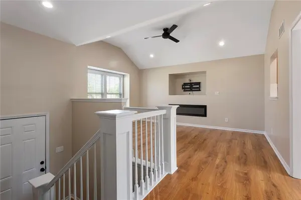 10527 N Ditman AVE, Kansas City, MO 64157