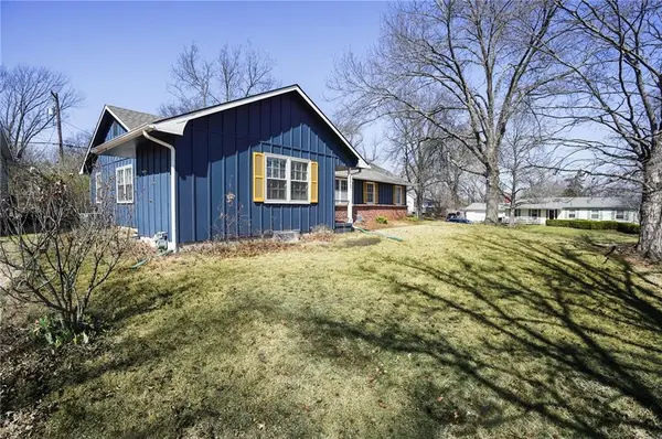 2503 Alabama ST, Lawrence, KS 66046