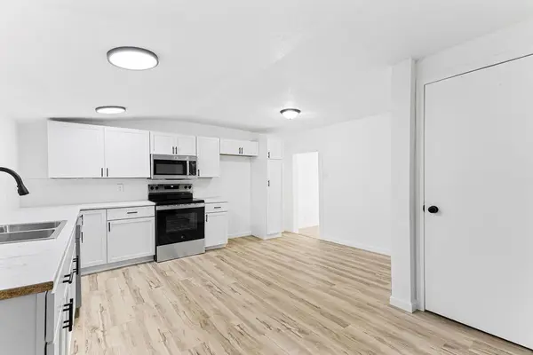 3014 Olive ST, St Joseph, MO 64507