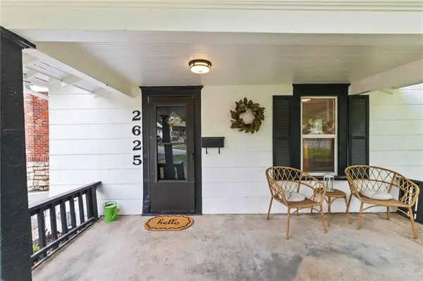 2625 W 47th TER, Westwood, KS 66205