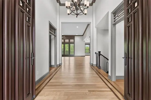 1928 NE Parks Summit BLVD, Lee's Summit, MO 64064
