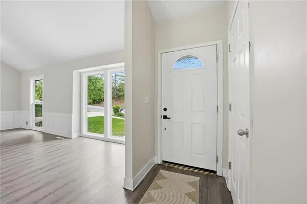 11921 W 99th ST, Lenexa, KS 66215