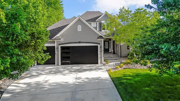 9005 W 161 ST, Overland Park, KS 66085