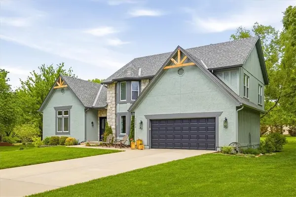 15275 Long ST, Overland Park, KS 66221