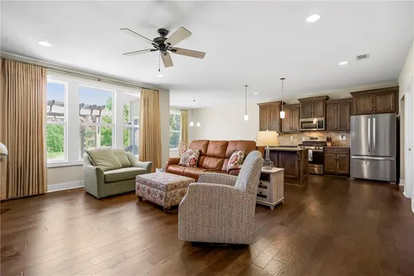 23602 W 92nd ST, Lenexa, KS 66227