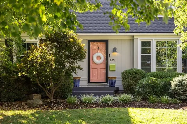 2801 W 71st ST, Prairie Village, KS 66208