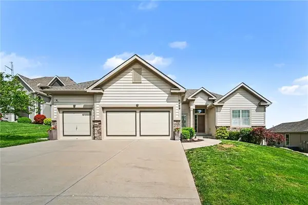9409 N Wayne CT, Kansas City, MO 64155