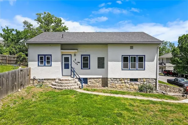 1 Vine ST, Excelsior Springs, MO 64024