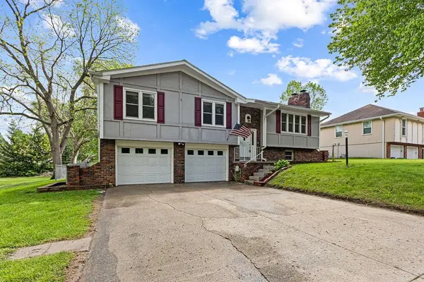 4325 Miller RD, St Joseph, MO 64505