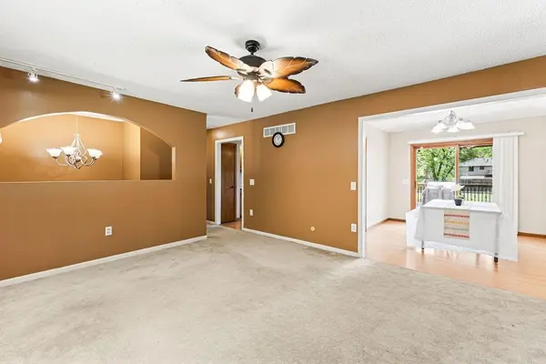 4325 Miller RD, St Joseph, MO 64505