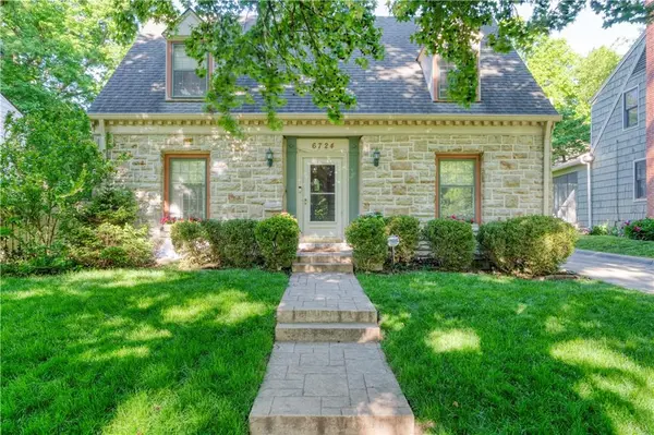 6724 Cherry ST, Kansas City, MO 64131