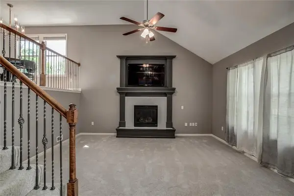 503 S 137th PL, Bonner Springs, KS 66012
