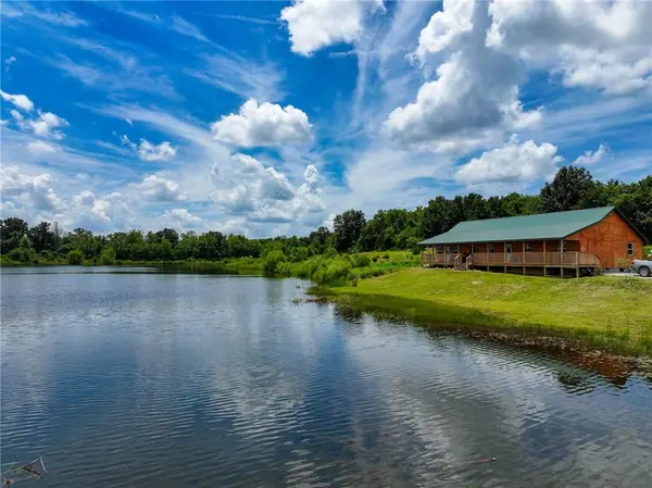 8638 SE 54 HWY, Collins, MO 64738