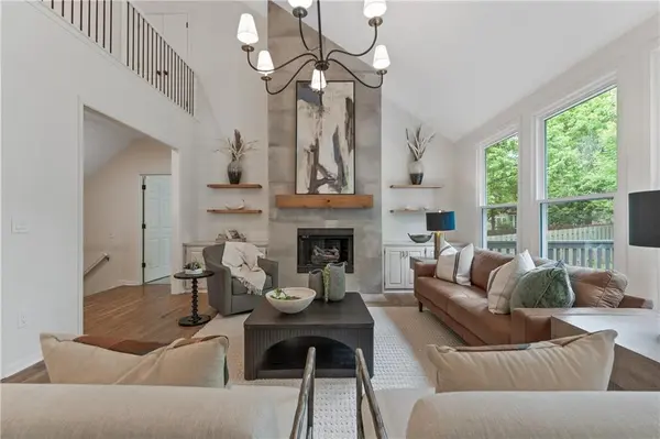 12900 Knox ST, Overland Park, KS 66213
