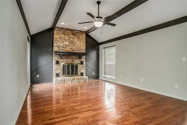 12816 E 57th ST, Kansas City, MO 64133