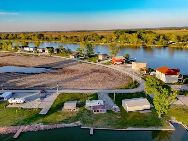102 Fairlane DR, Craig, MO 64437