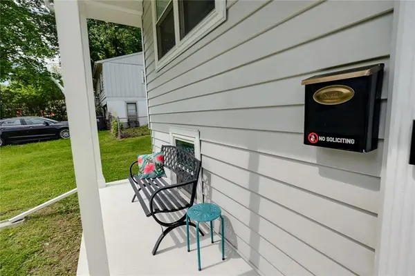 906 N Ponca DR, Independence, MO 64056