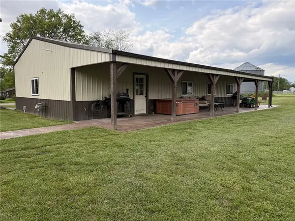 543 S 5th ST, Wheeling, MO 64688