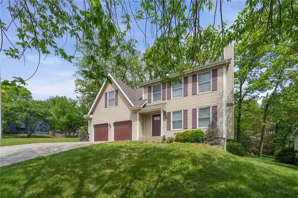 9338 NW 86th TER,  Kansas City,  MO 64153