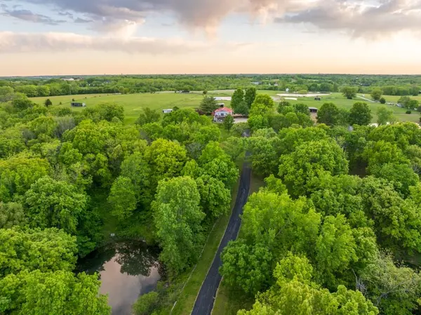 32506 E Hammond RD, Grain Valley, MO 64029