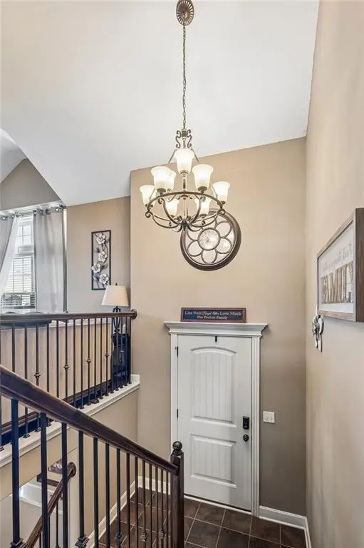 8905 N Agnes AVE, Kansas City, MO 64156