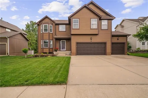 19821 W 97th ST, Lenexa, KS 66220