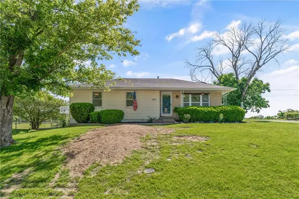 107 N 80 TER, Kansas City, KS 66111