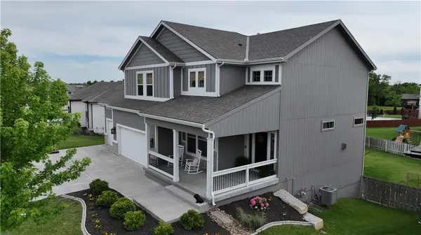 1334 N 161st TER, Basehor, KS 66007