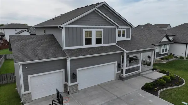 1334 N 161st TER, Basehor, KS 66007
