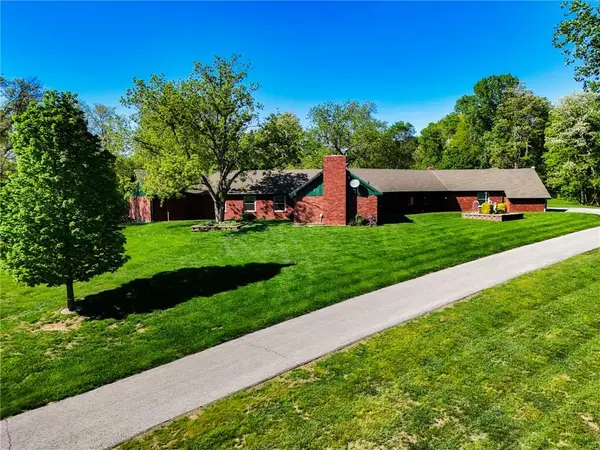 501 SE Mount Zion RD, St Joseph, MO 64504