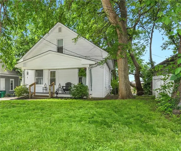 8917 W 51st ST,  Merriam,  KS 66203