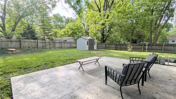 5335 Maple ST, Mission, KS 66202