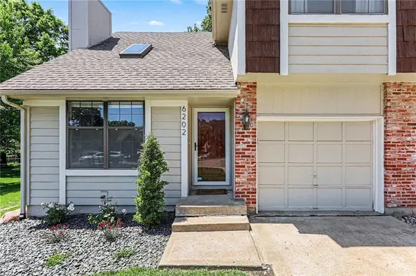 6202 RENE ST, Shawnee, KS 66216