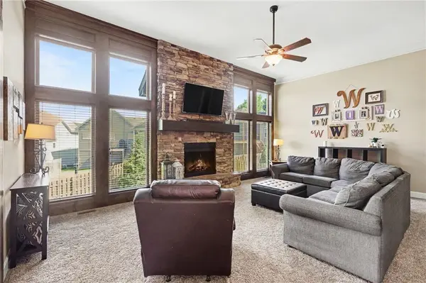 4506 Prestwick CT, Kansas City, KS 66109