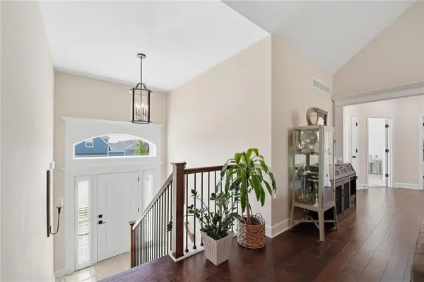 1636 Shadow DR, Leavenworth, KS 66048