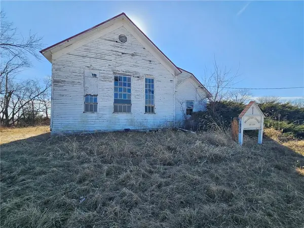 NE High Point DR, Breckenridge, MO 64625
