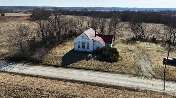 NE High Point DR, Breckenridge, MO 64625