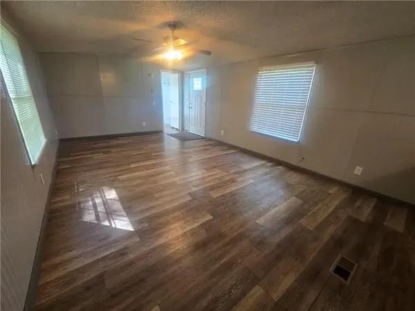 120 Maple LN, Napoleon, MO 64074